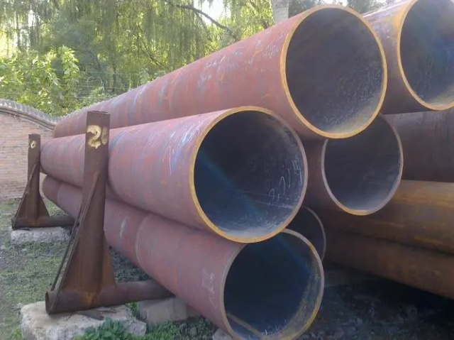 乐山大口径厚壁无缝钢管