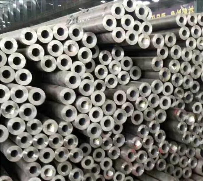 乐山GB8162结构用无缝钢管