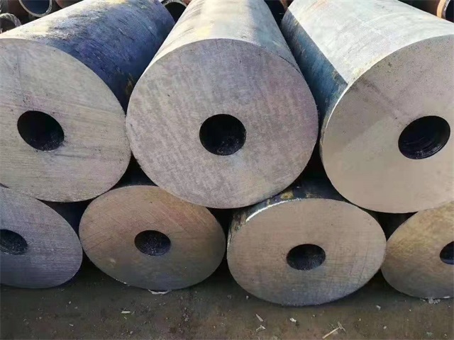 乐山厚壁热轧无缝钢管